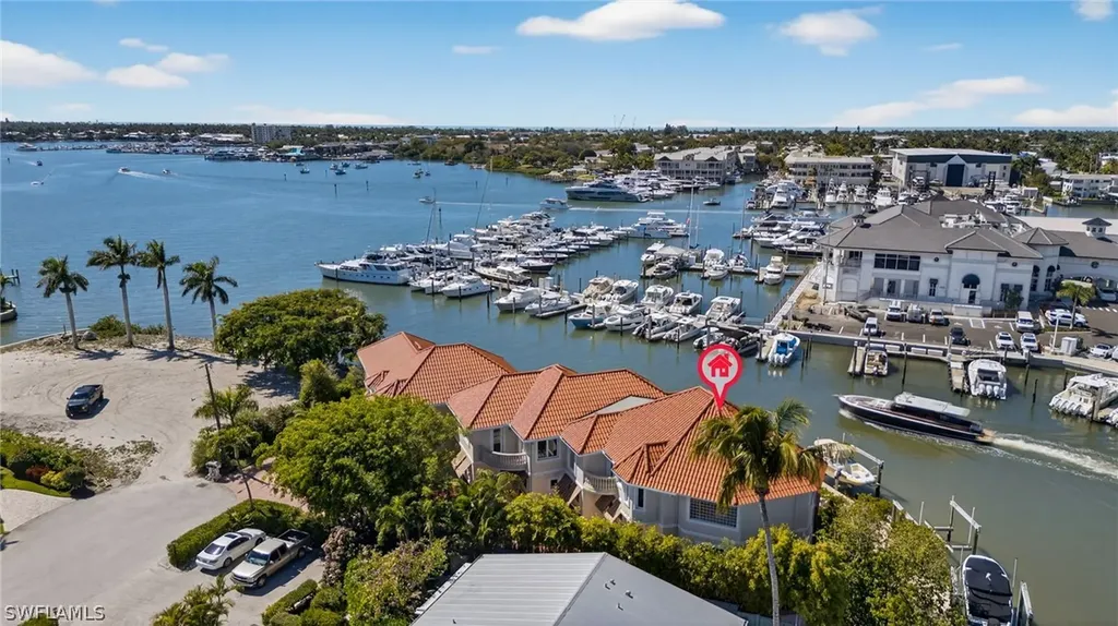 1305 Curlew Avenue Naples FL 34102