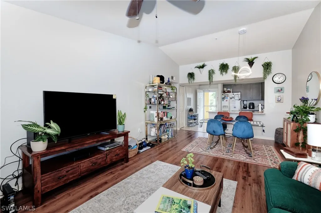 8294 Key Royal Circle Naples FL 34119