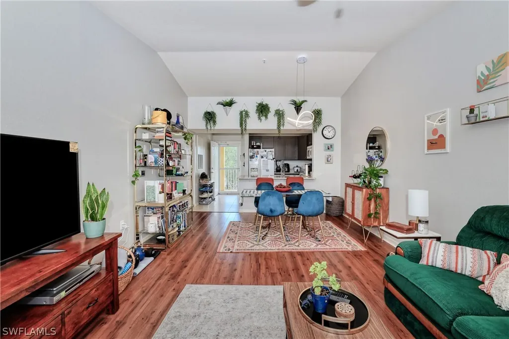 8294 Key Royal Circle Naples FL 34119