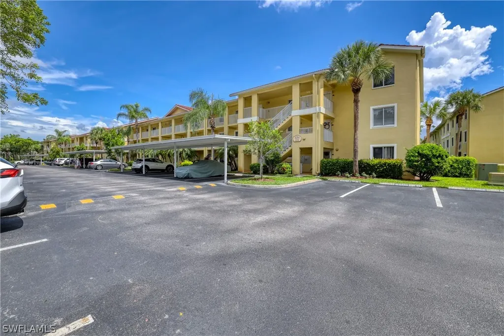 8294 Key Royal Circle Naples FL 34119