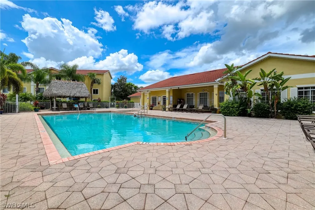 8294 Key Royal Circle Naples FL 34119