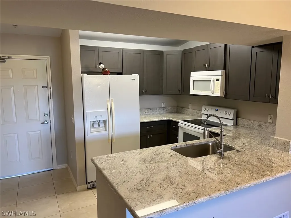 8294 Key Royal Circle Naples FL 34119