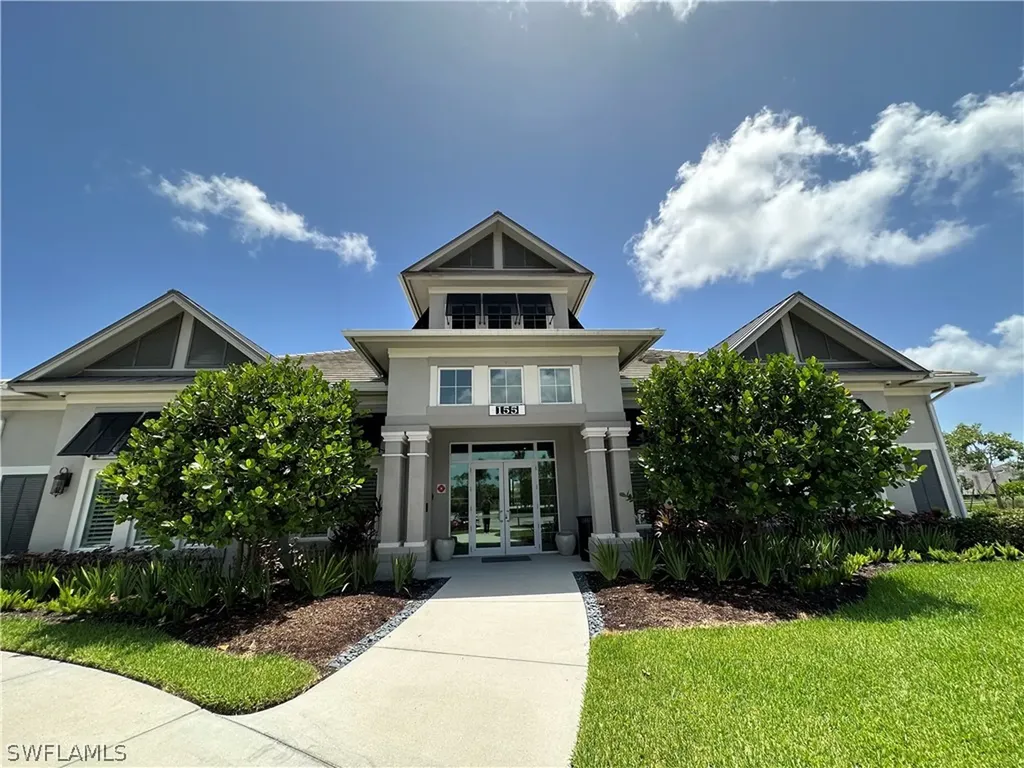 214 Indies Drive E Naples FL 34114