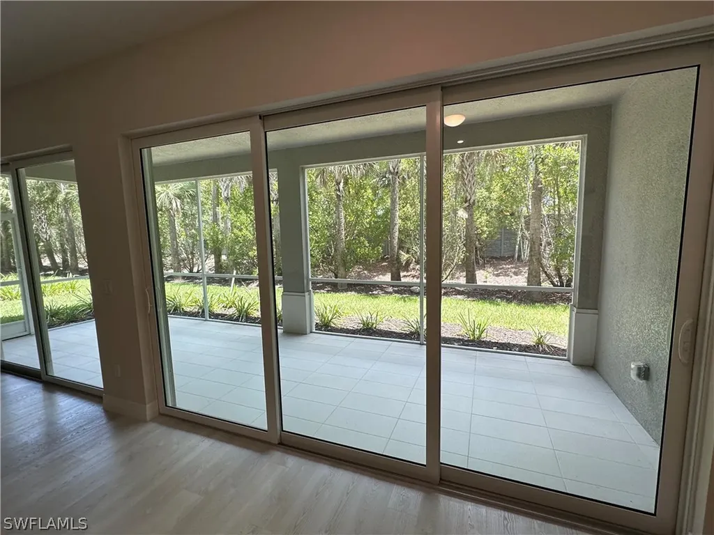 214 Indies Drive E Naples FL 34114