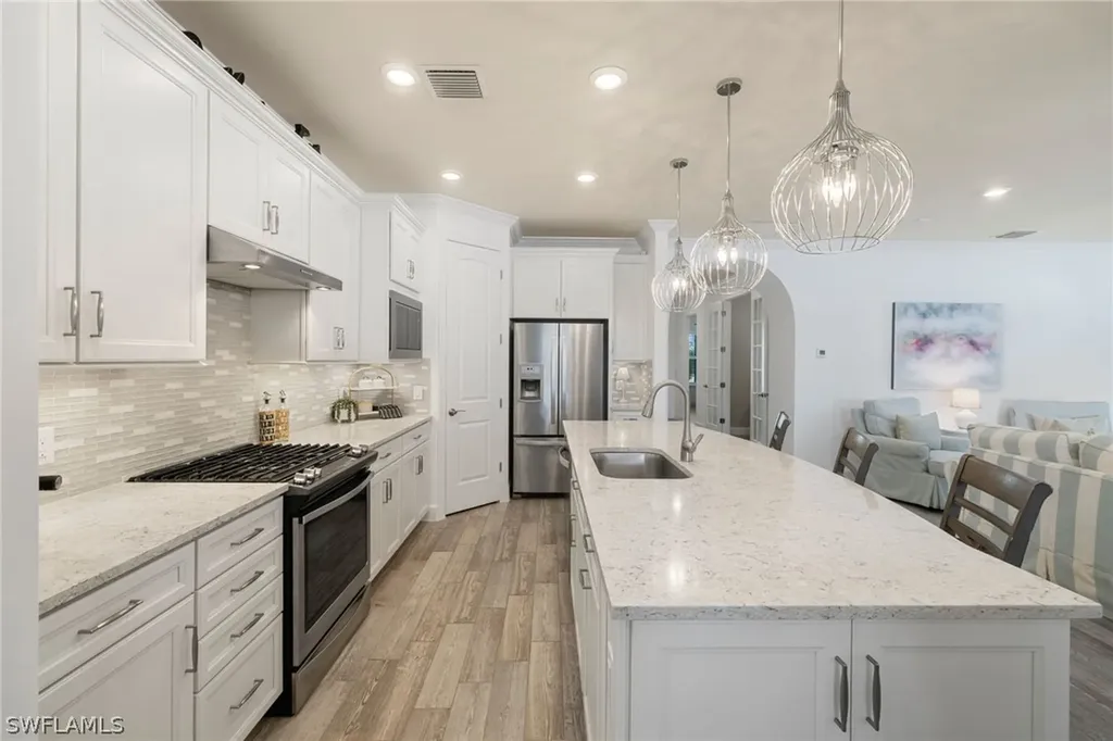 7545 Geranium Way Naples FL 34114