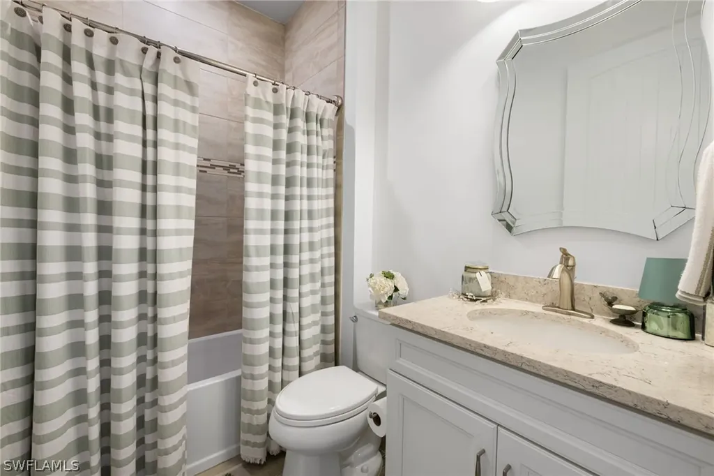 7545 Geranium Way Naples FL 34114
