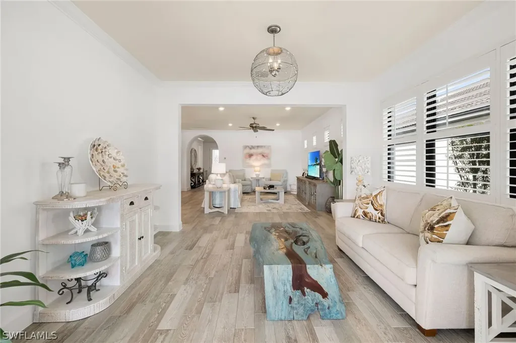 7545 Geranium Way Naples FL 34114