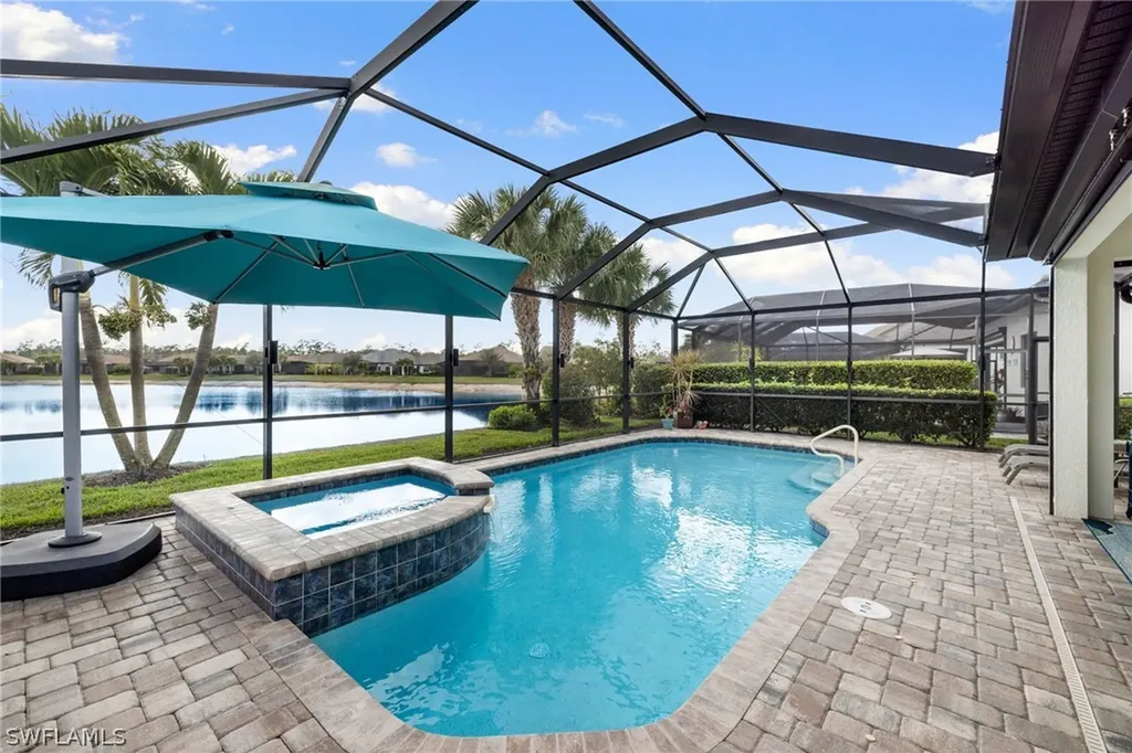 7545 Geranium Way Naples FL 34114