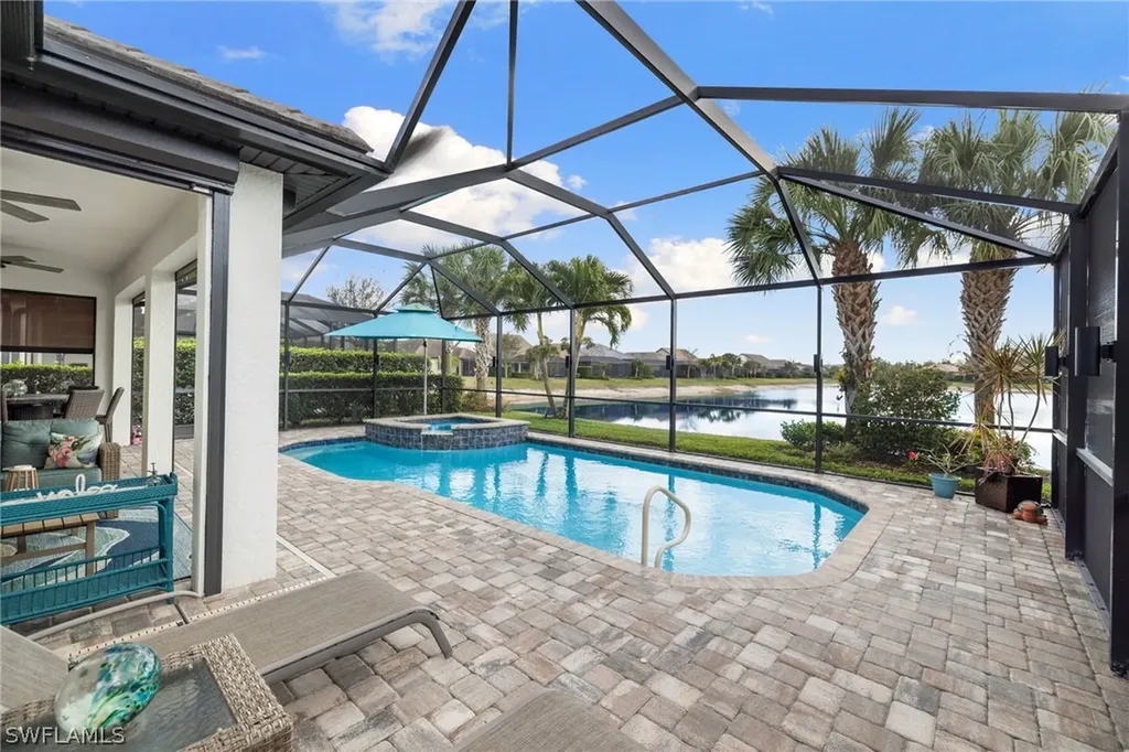 7545 Geranium Way Naples FL 34114