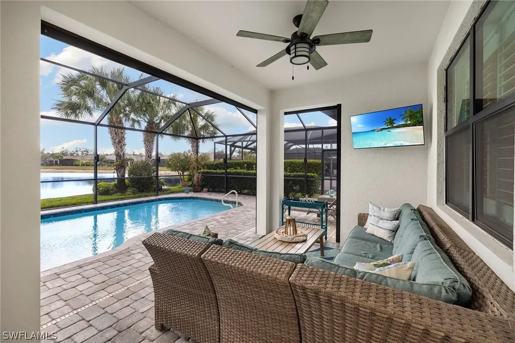 7545 Geranium Way Naples FL 34114