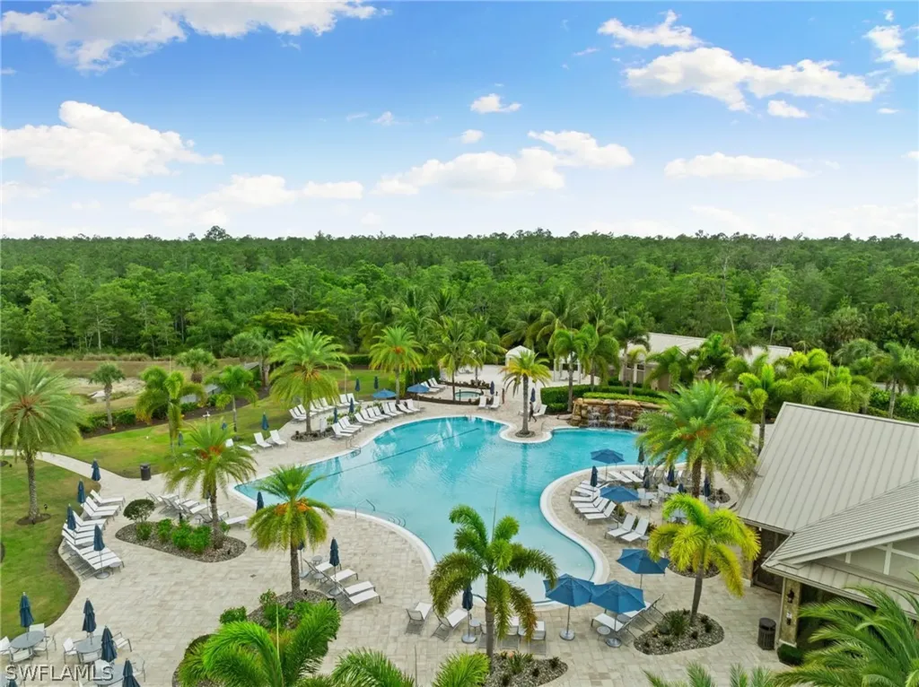 7545 Geranium Way Naples FL 34114