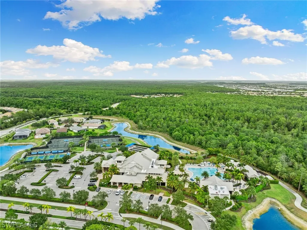 7545 Geranium Way Naples FL 34114