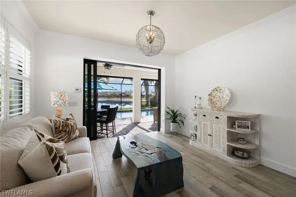 7545 Geranium Way Naples FL 34114
