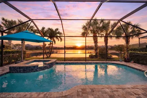 7545 Geranium Way Naples FL 34114