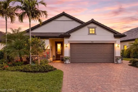 7545 Geranium Way Naples FL 34114