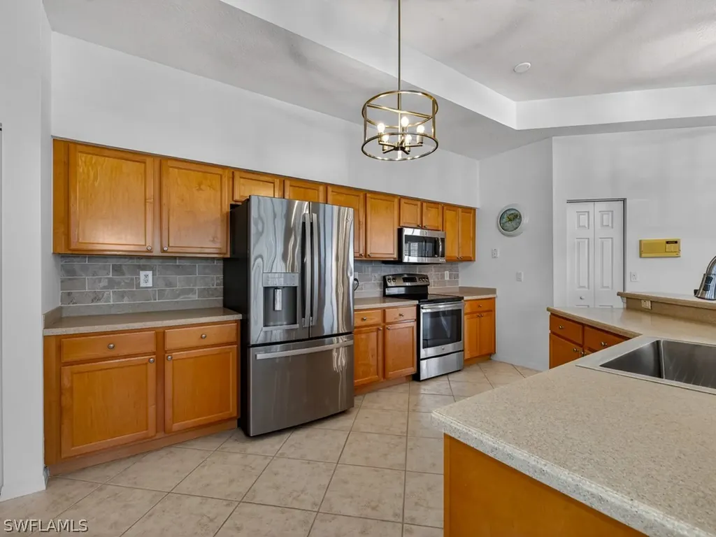 24360 Sandpiper Isle Way Bonita Springs FL 34134