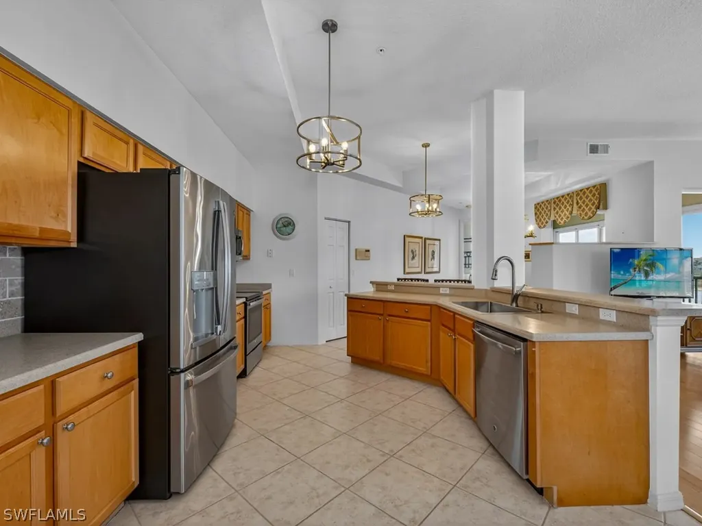 24360 Sandpiper Isle Way Bonita Springs FL 34134