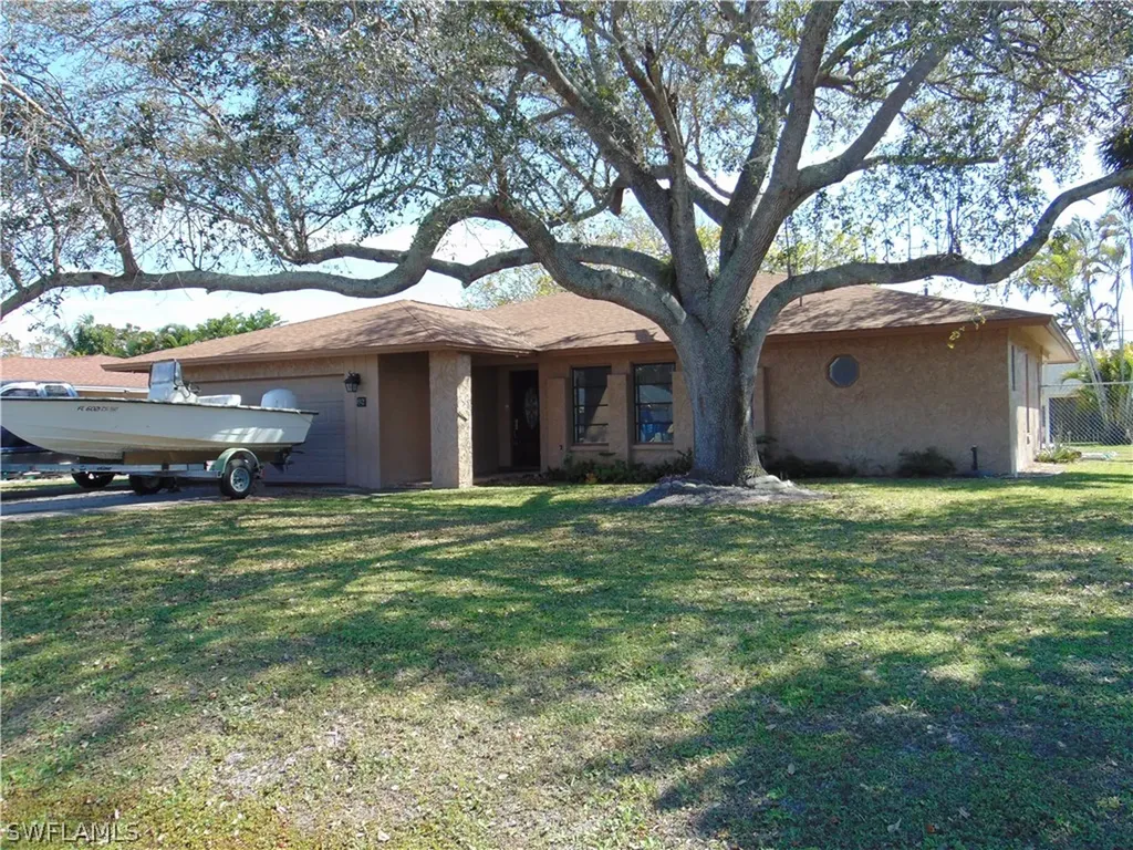 82 Johnnycake Drive Naples FL 34110