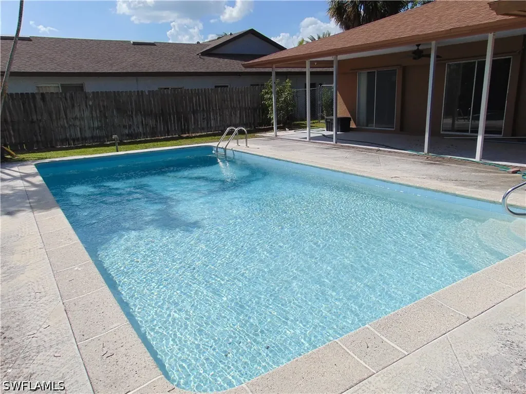 82 Johnnycake Drive Naples FL 34110