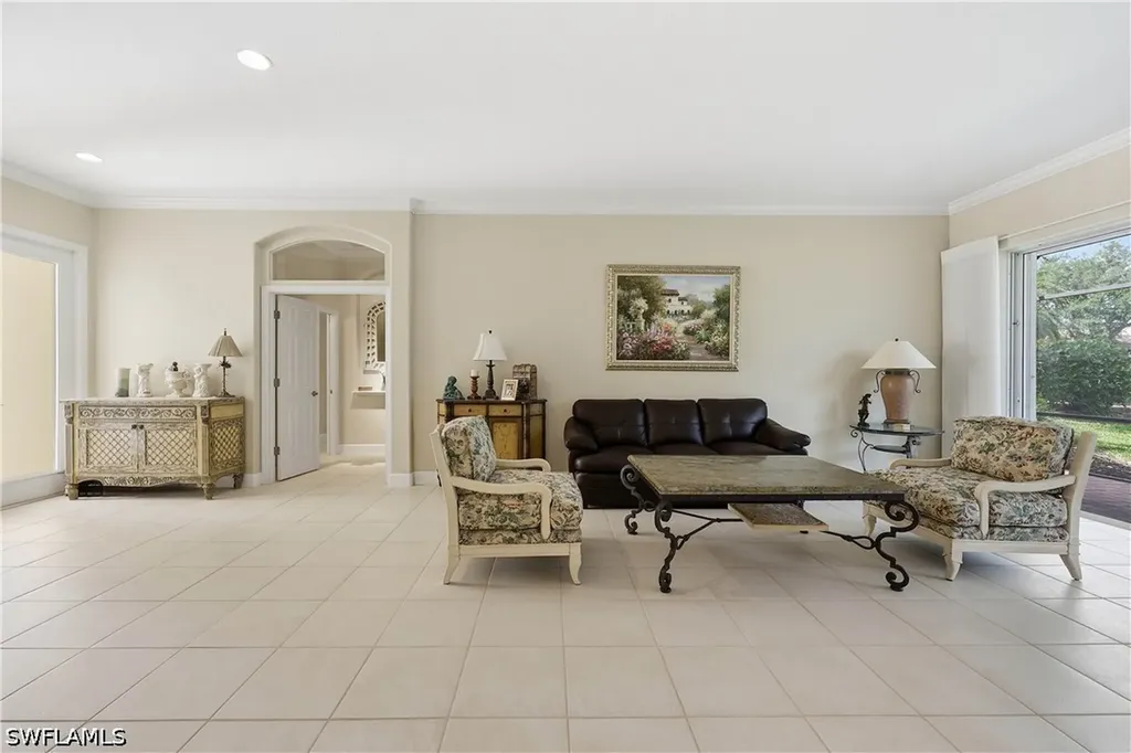 9227 Troon Lakes Drive Naples FL 34109
