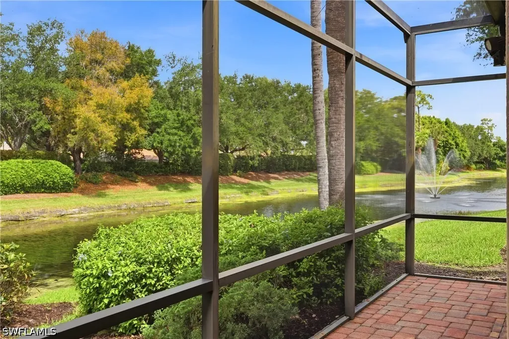 9227 Troon Lakes Drive Naples FL 34109