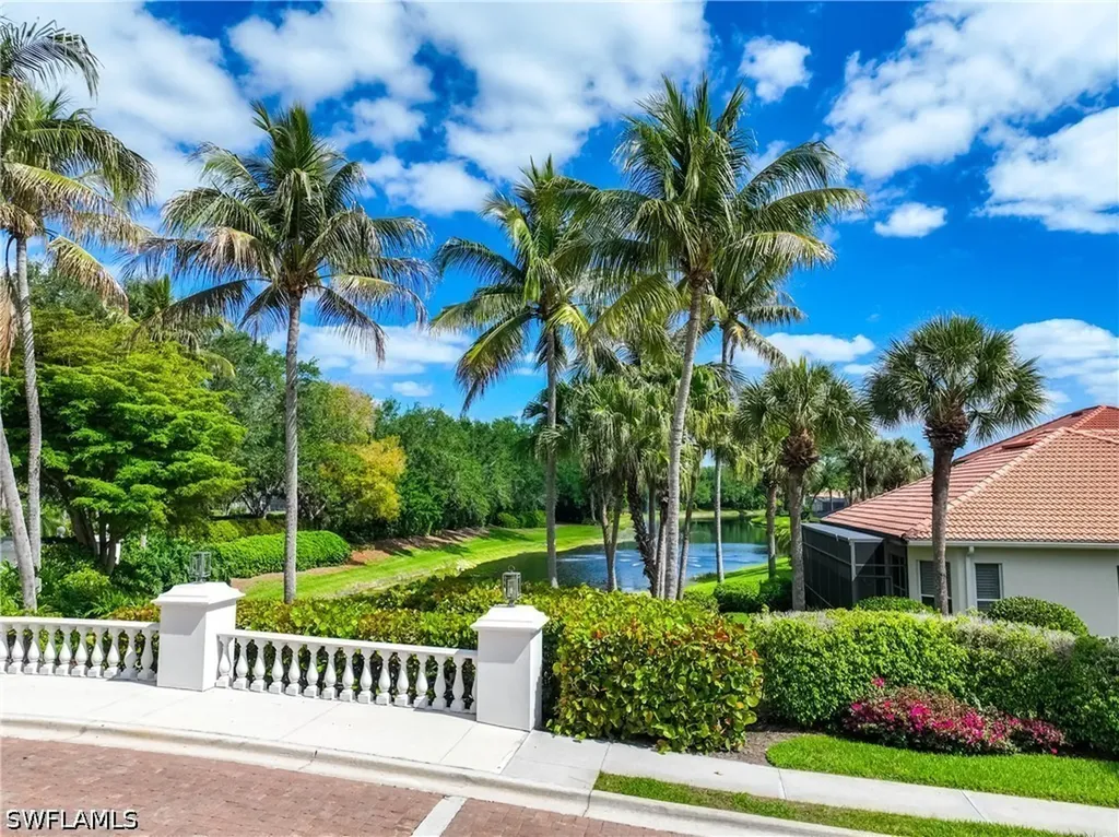 9227 Troon Lakes Drive Naples FL 34109