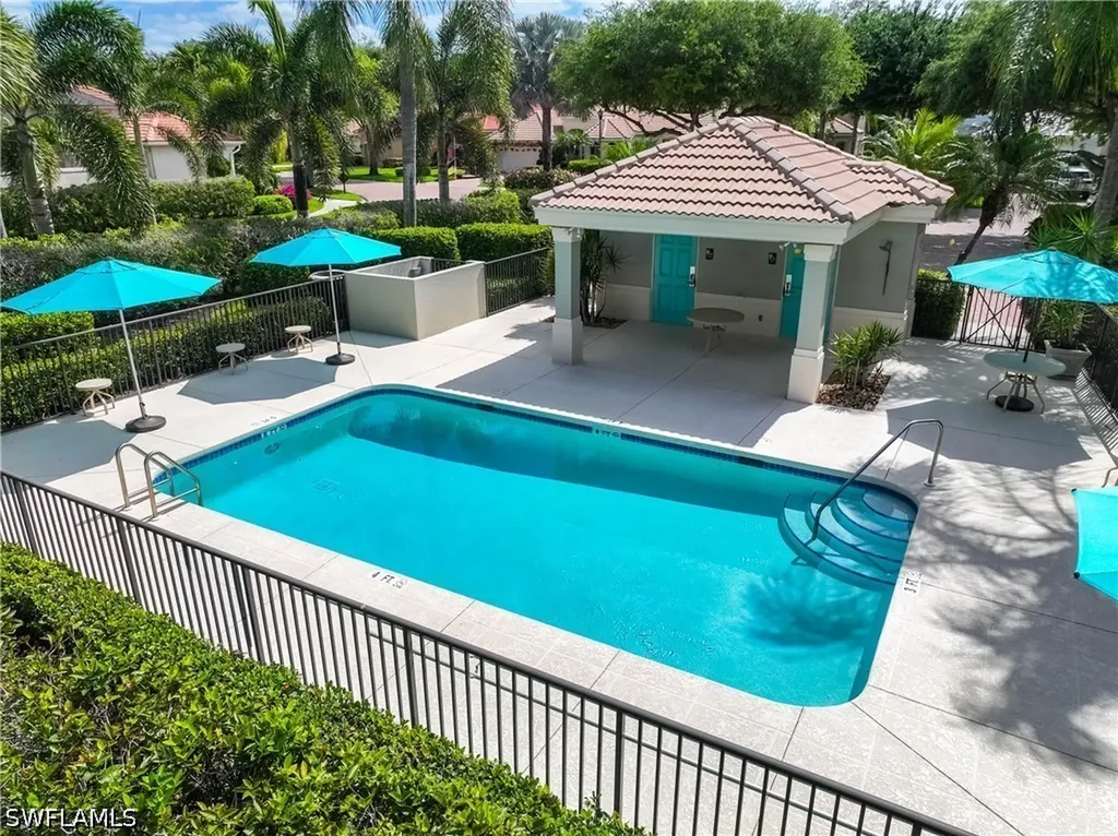 9227 Troon Lakes Drive Naples FL 34109