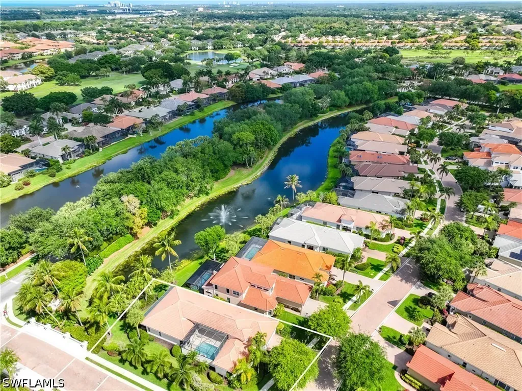 9227 Troon Lakes Drive Naples FL 34109