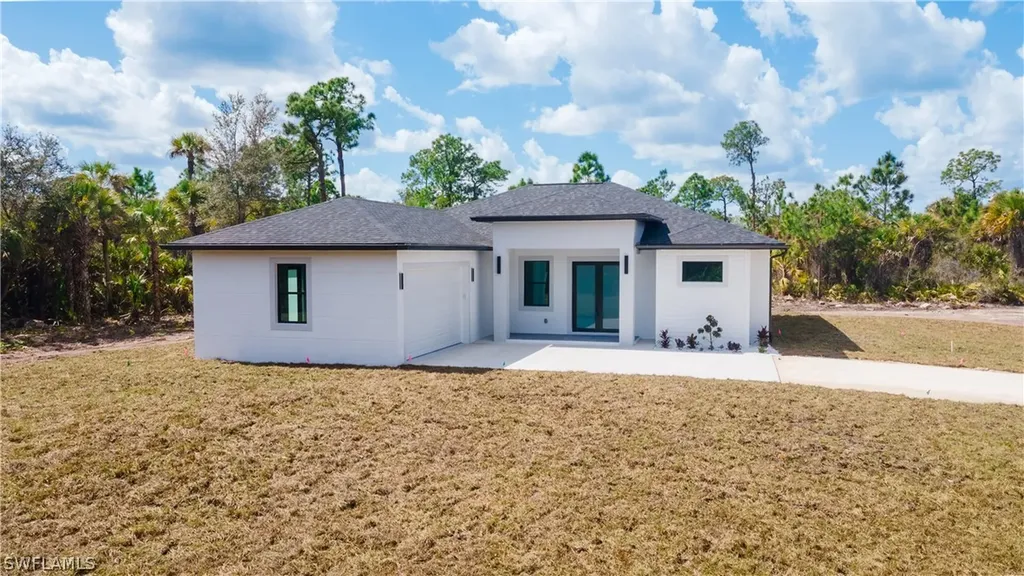 1745 Everglades Boulevard S Naples FL 34117