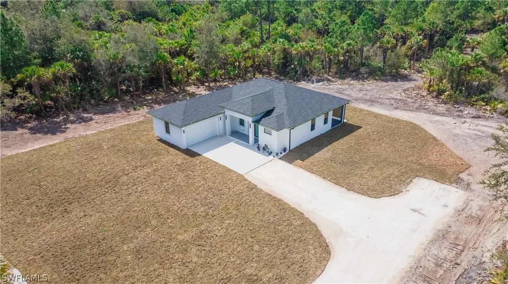 1745 Everglades Boulevard S Naples FL 34117