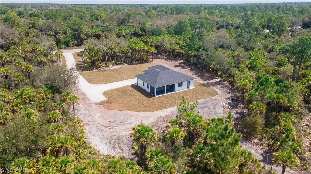 1745 Everglades Boulevard S Naples FL 34117