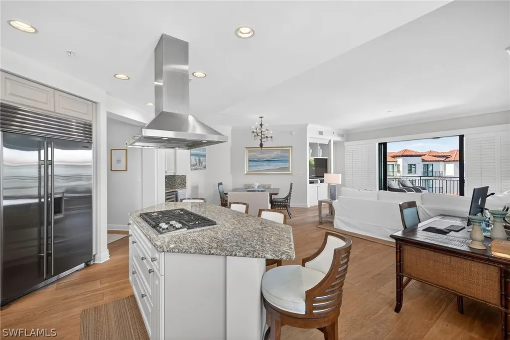 1540 5th Avenue S Naples FL 34102