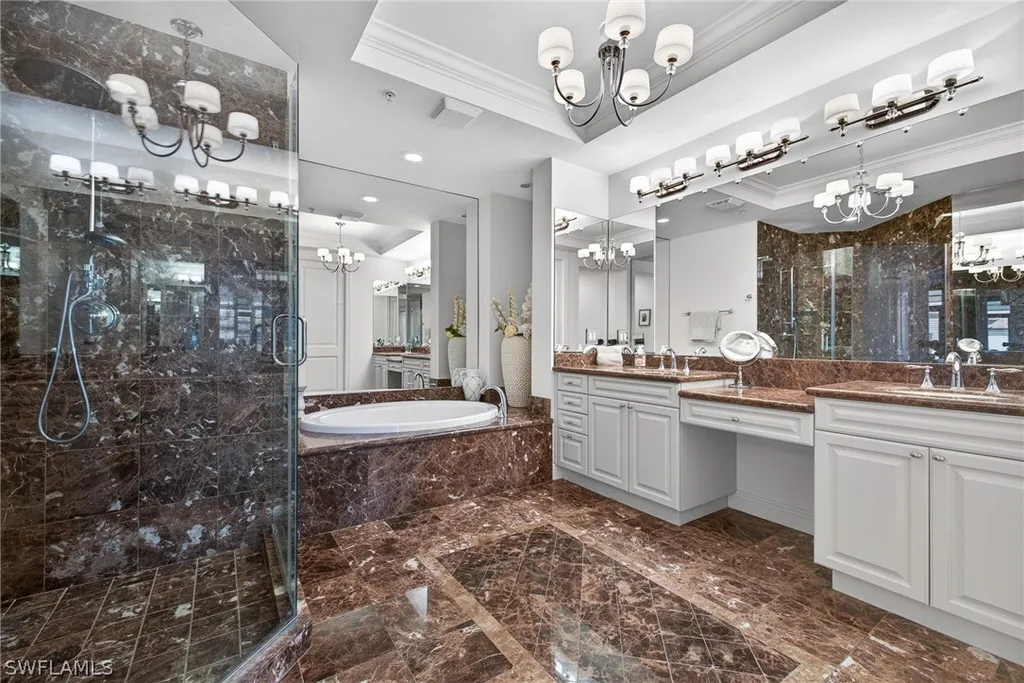 1540 5th Avenue S Naples FL 34102