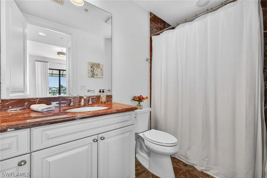 1540 5th Avenue S Naples FL 34102