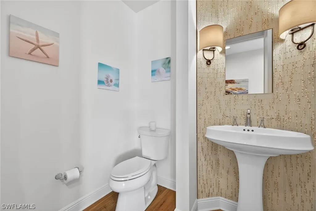 1540 5th Avenue S Naples FL 34102