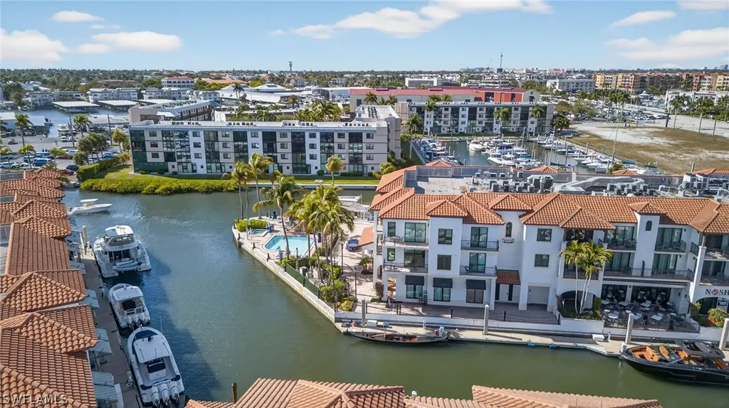 1540 5th Avenue S Naples FL 34102