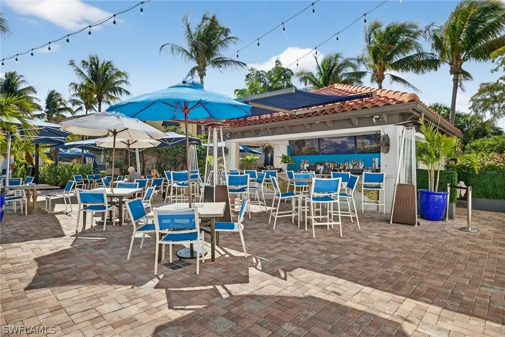 1540 5th Avenue S Naples FL 34102