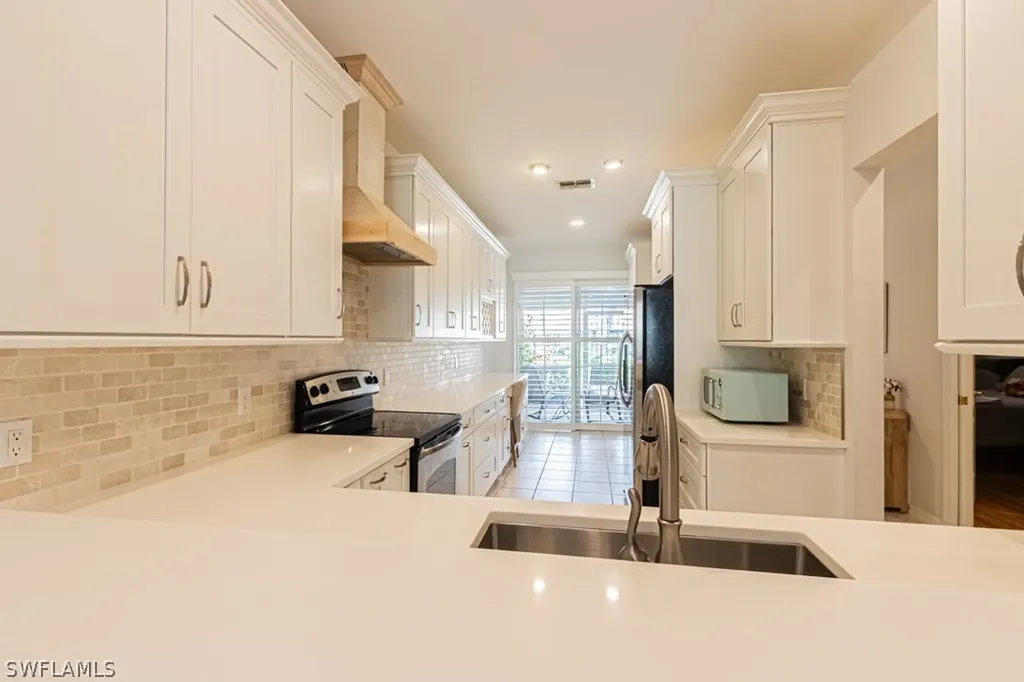 Naples FL, 1728 Morning Sun Lane