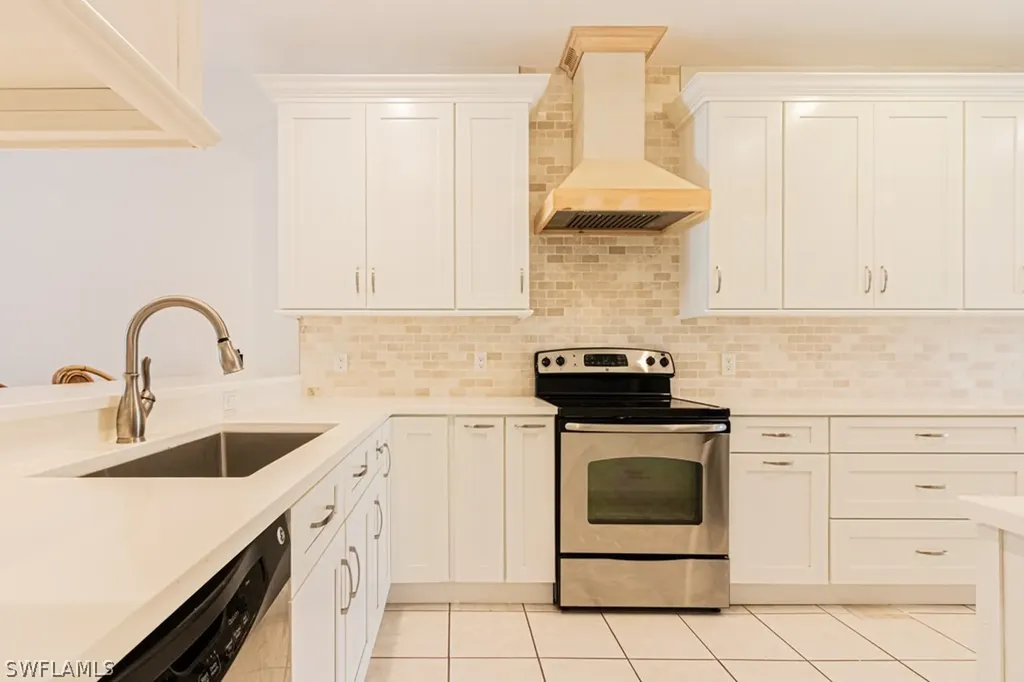 1728 Morning Sun Lane Naples FL 34119