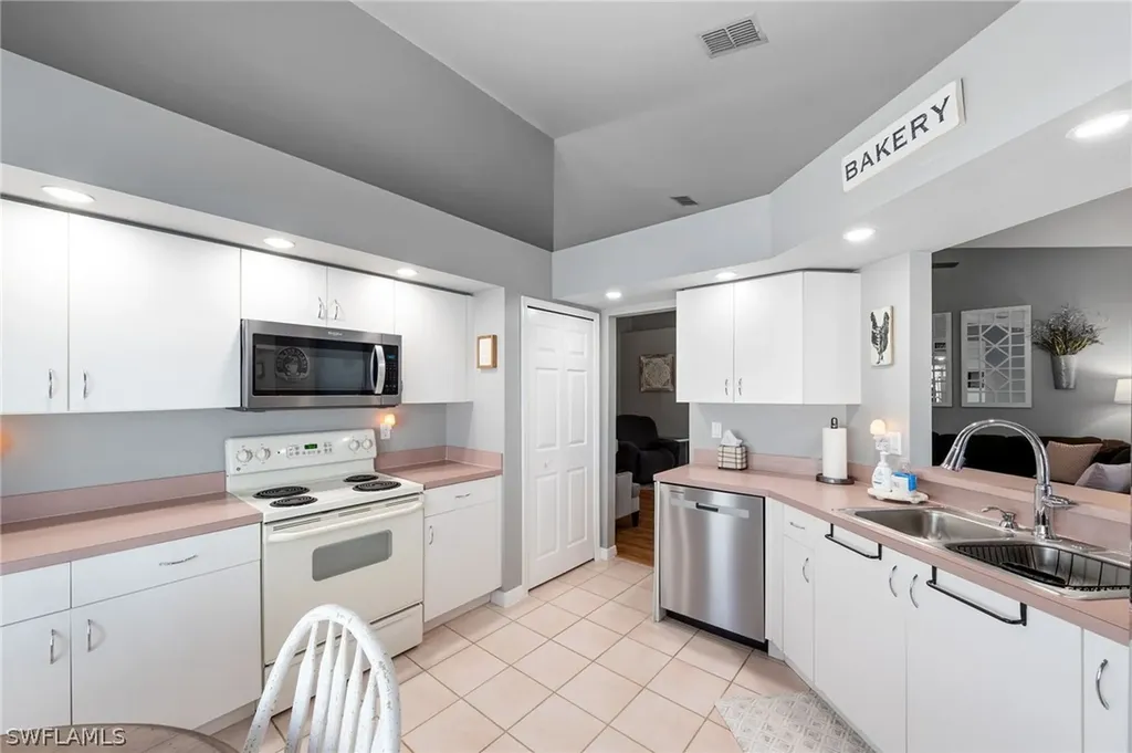 18048 Horseshoe Bay Circle Fort Myers FL 33967