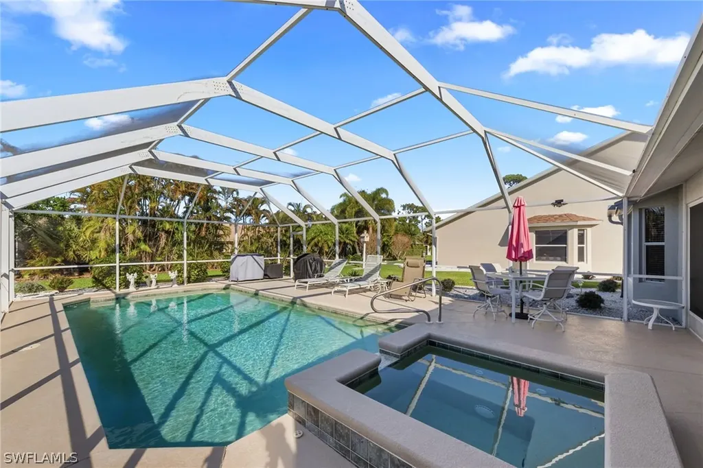 18048 Horseshoe Bay Circle Fort Myers FL 33967