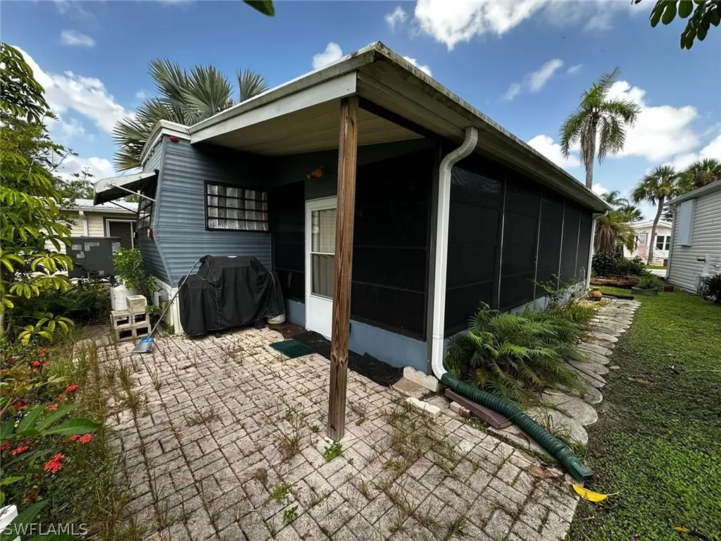 10843 Bonapartes Gull Estero FL 33928