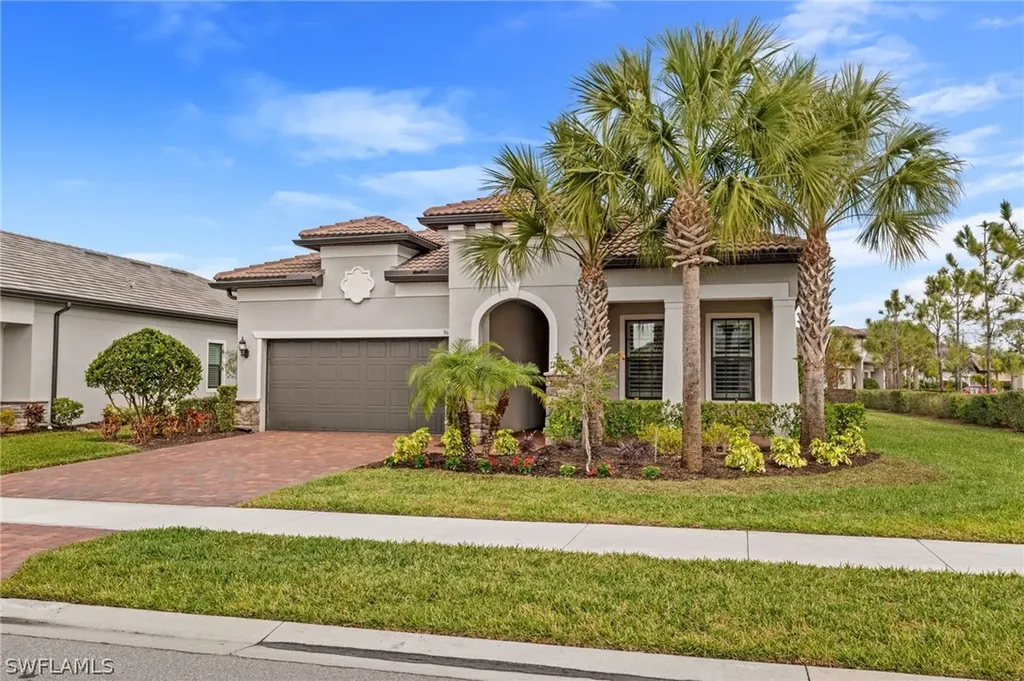 9681 Everglades Drive Naples FL 34120