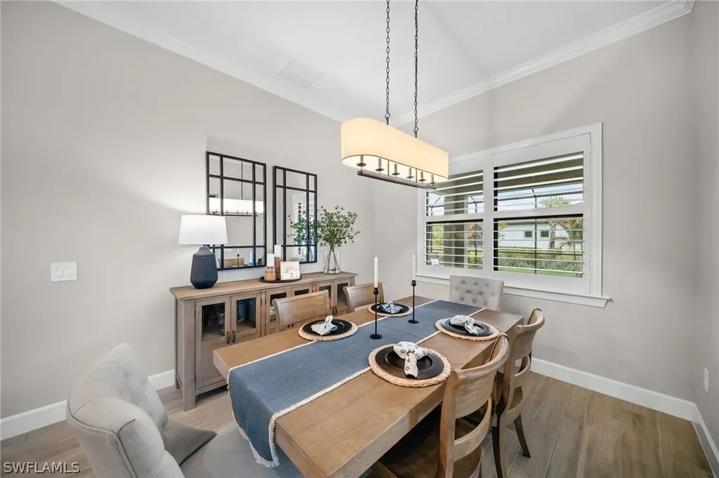 9681 Everglades Drive Naples FL 34120