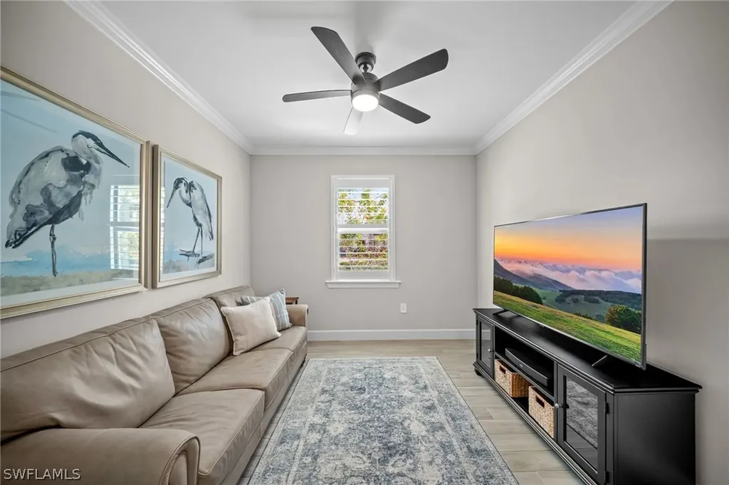 9681 Everglades Drive Naples FL 34120