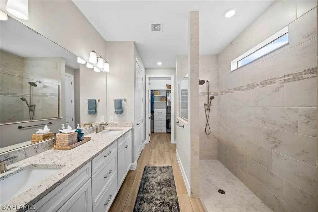 9681 Everglades Drive Naples FL 34120