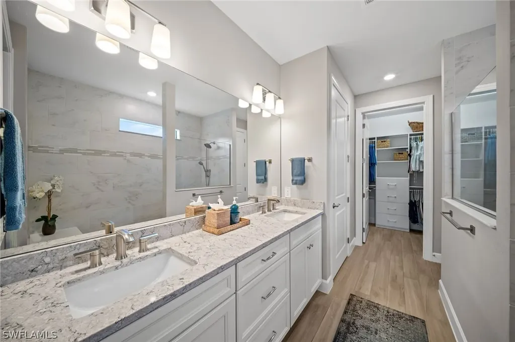 9681 Everglades Drive Naples FL 34120