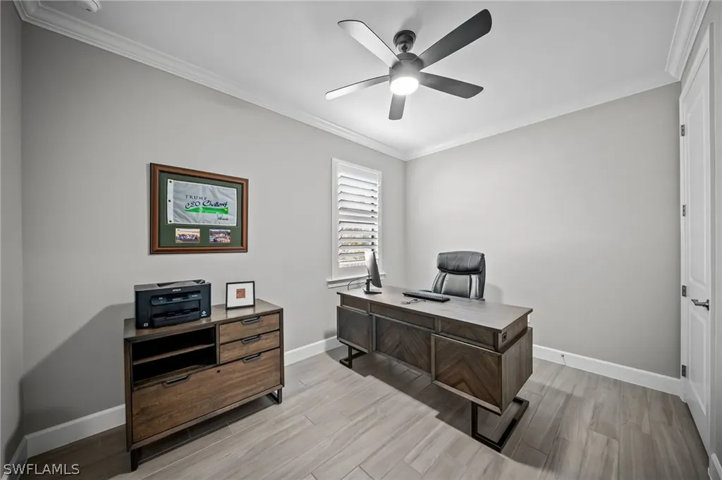 9681 Everglades Drive Naples FL 34120