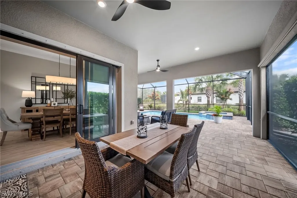 9681 Everglades Drive Naples FL 34120