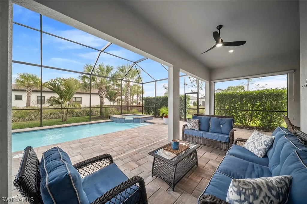 9681 Everglades Drive Naples FL 34120
